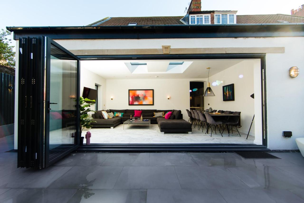 Rounton Villa By Maison Parfaite - Hot Tub - Sea Views - Parking 罗宾胡兹贝 外观 照片
