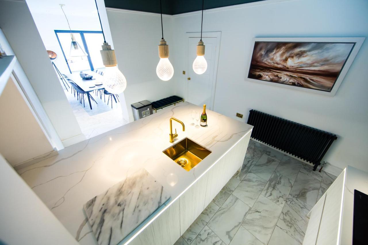 Rounton Villa By Maison Parfaite - Hot Tub - Sea Views - Parking 罗宾胡兹贝 外观 照片