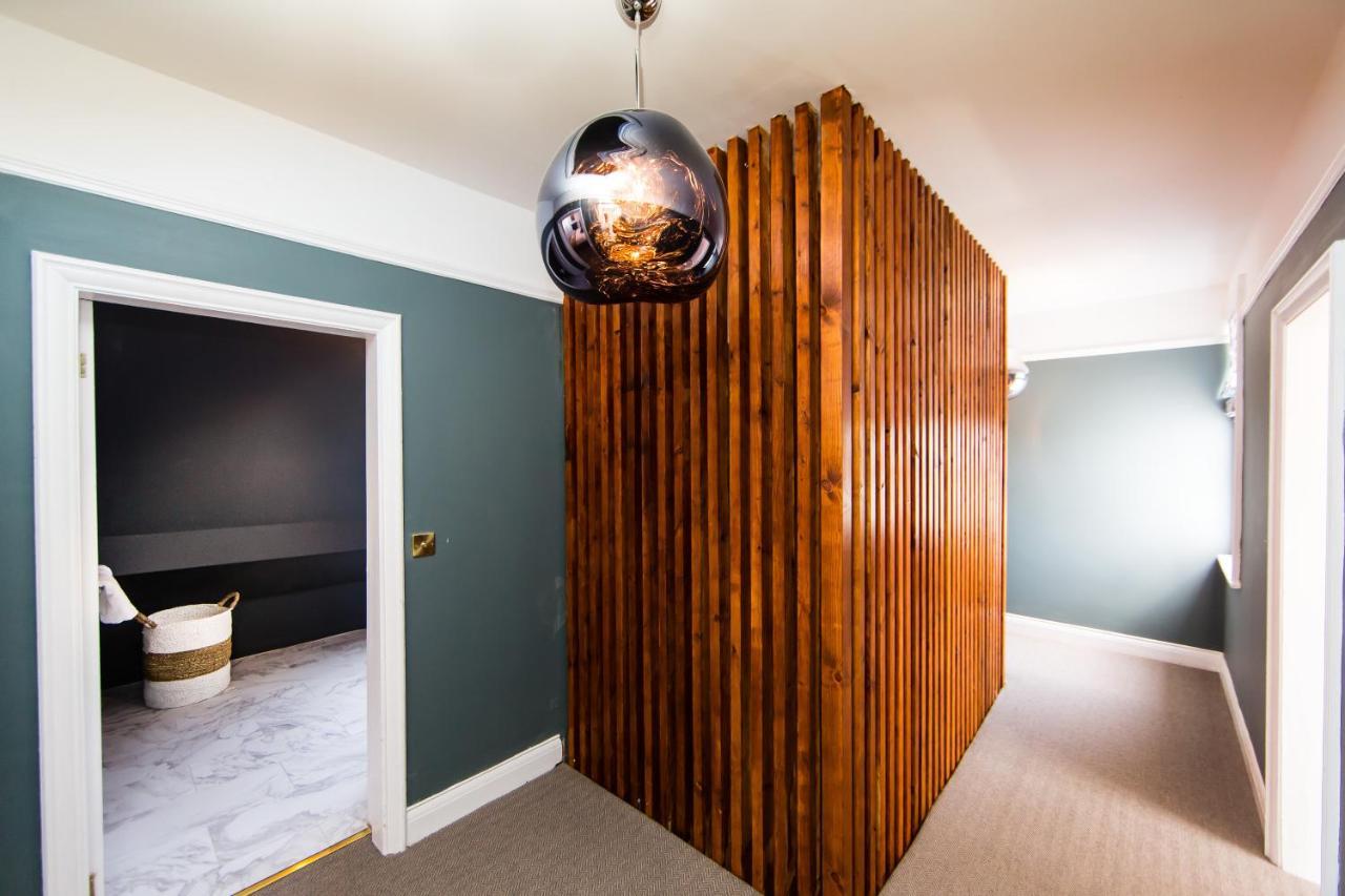 Rounton Villa By Maison Parfaite - Hot Tub - Sea Views - Parking 罗宾胡兹贝 外观 照片